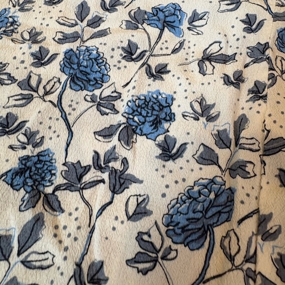 Gap Floral Handkerchief Blue Floral Dress - Picture 8 of 8